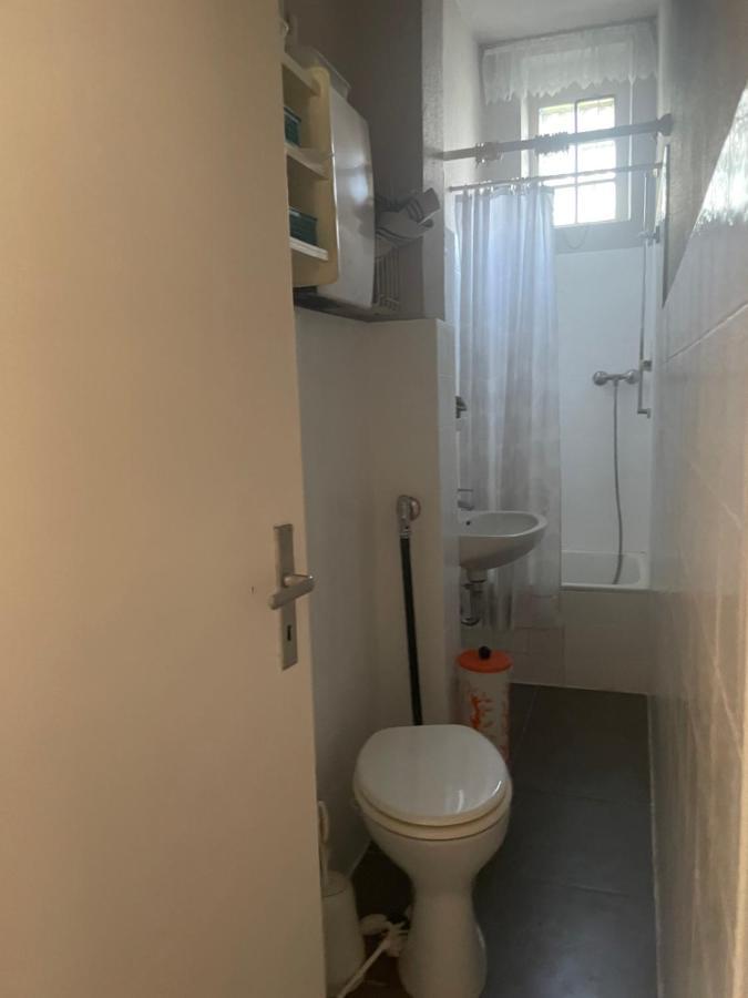 1 Schlafenzimmer 1 Whonzimmer Waschmaschine Trockner Maximum 4Personen Rheinhausen Center Appartement 1705 뒤스부르크 외부 사진