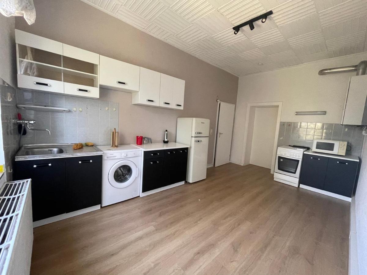 1 Schlafenzimmer 1 Whonzimmer Waschmaschine Trockner Maximum 4Personen Rheinhausen Center Appartement 1705 뒤스부르크 외부 사진